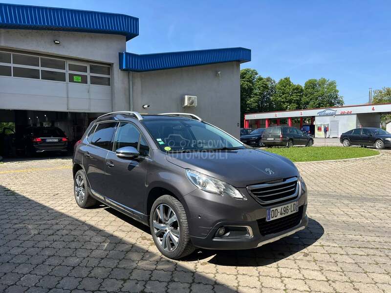 Peugeot 2008 1.6HDI FELINE TITANE