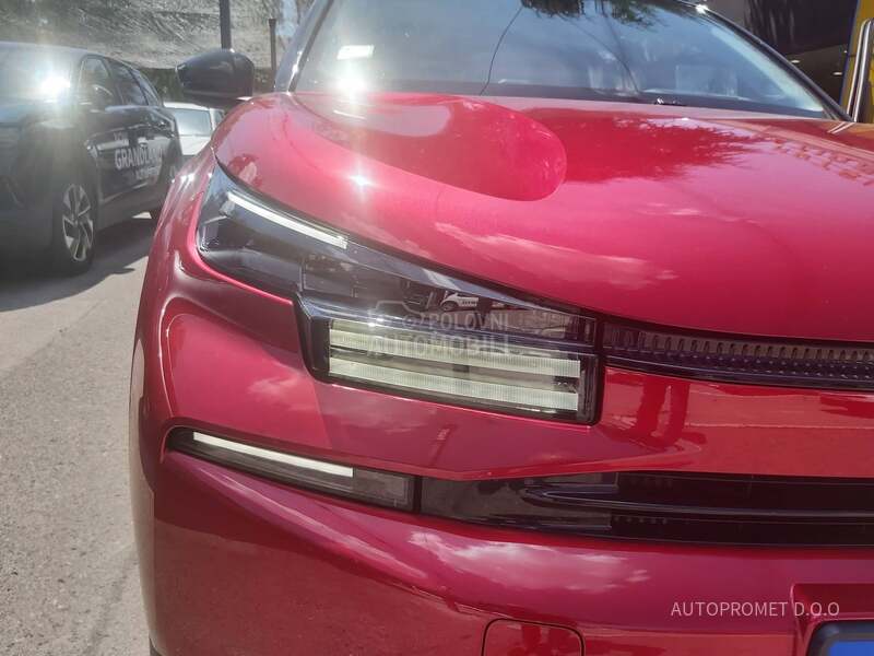 Citroen C4 MAX 1.2T A8