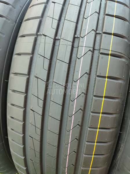Hankook 215/65 R17 Letnja