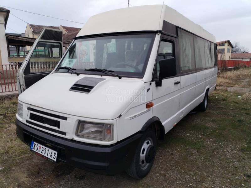 Iveco Daily autobus