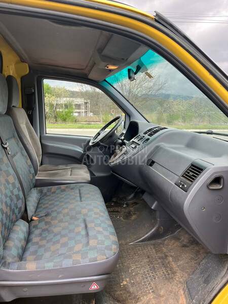 Mercedes Benz Vito 