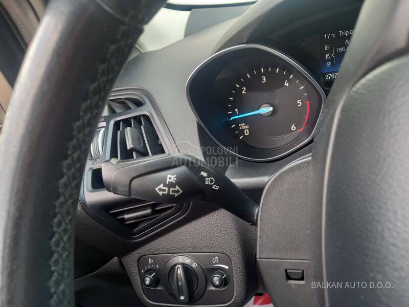 Ford Kuga 1.5 TDCI / BUSINESS