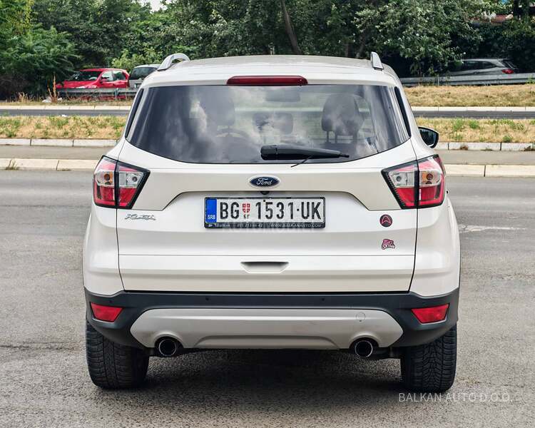 Ford Kuga 1.5 TDCI / BUSINESS
