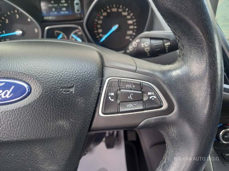 Ford Kuga 1.5 TDCI / BUSINESS