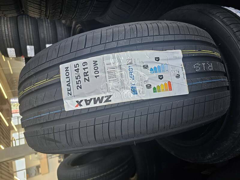 Zmax 255/45 R19 Letnja