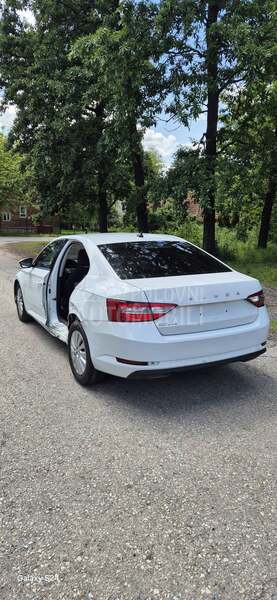 Škoda Superb 