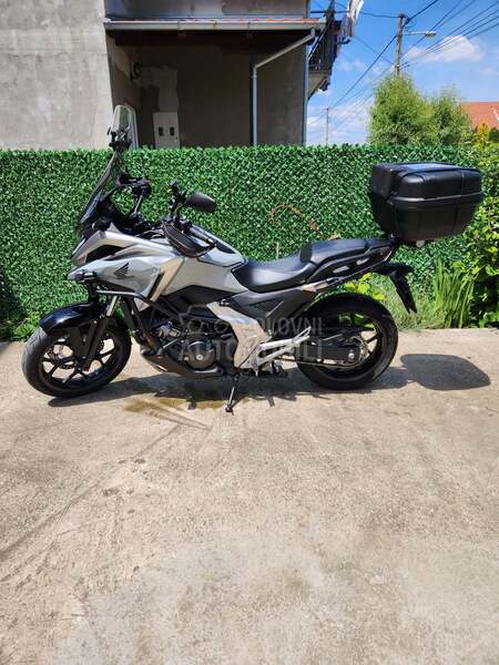 Honda nc 750 xd