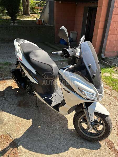 Aprilia SXR50
