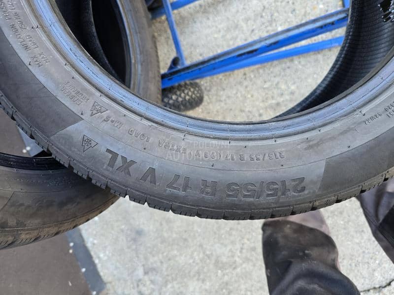 Continental 215/55 R17 Zimska