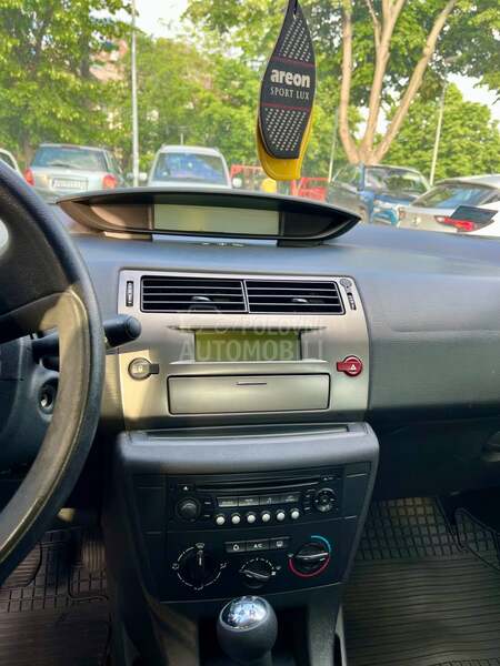 Citroen C4 