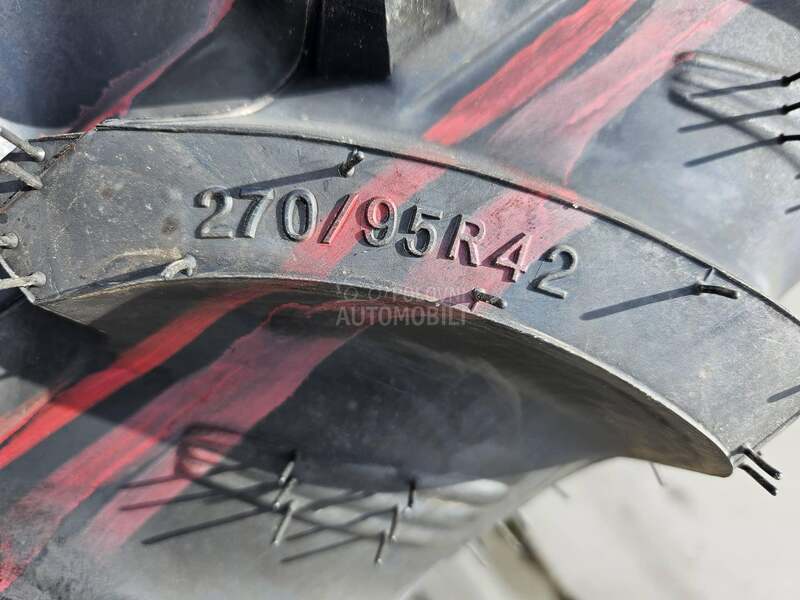 Ozka 270/95 R42