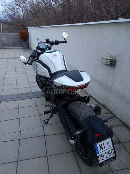 CFMOTO clx700