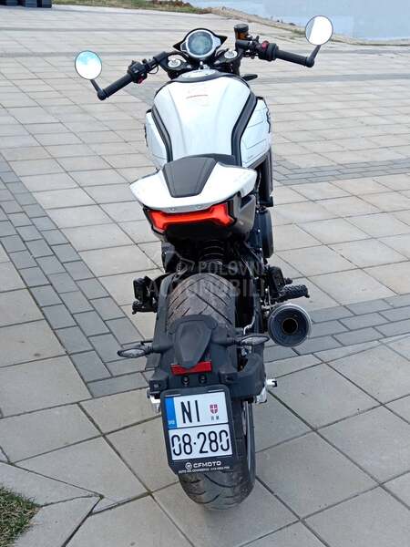 CFMOTO clx700