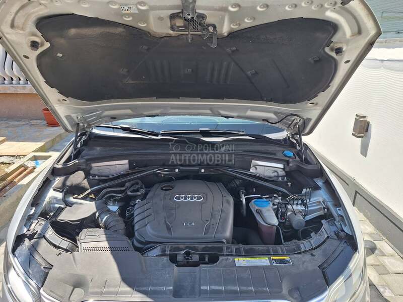 Audi Q5 S-line LED,NA. VI