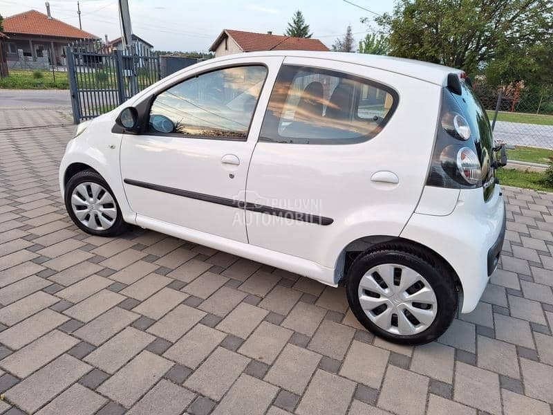 Delovi za Citroen C1 2004 - 2016. god.