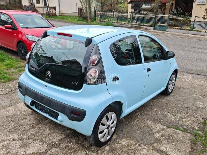 Delovi za Citroen C1 2004 - 2016. god.