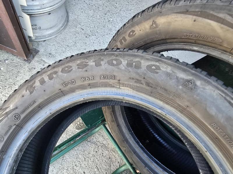 Firestone 185/60 R15 Zimska