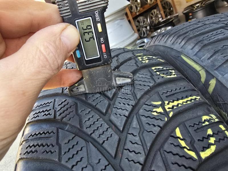 Firestone 185/60 R15 Zimska