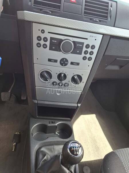 Opel Meriva 1,6b
