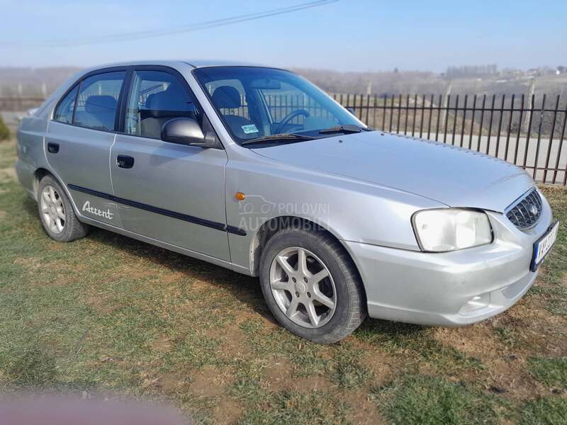 Hyundai Accent 