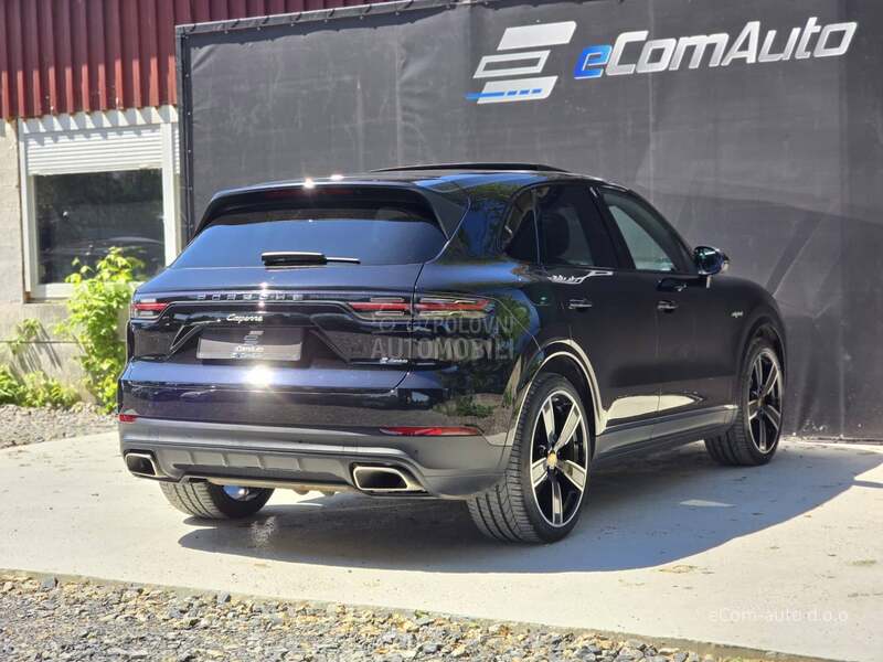 Porsche Cayenne E-HYBRID