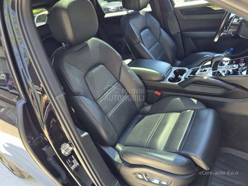 Porsche Cayenne E-HYBRID