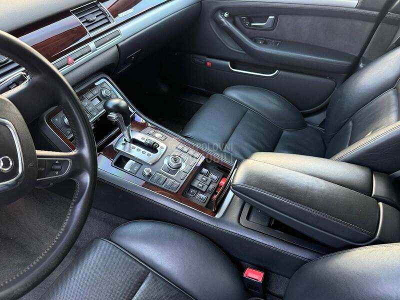 Audi A8 L B7 ARMORED