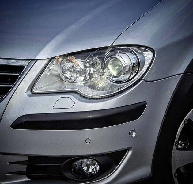 Volkswagen Touran Cross