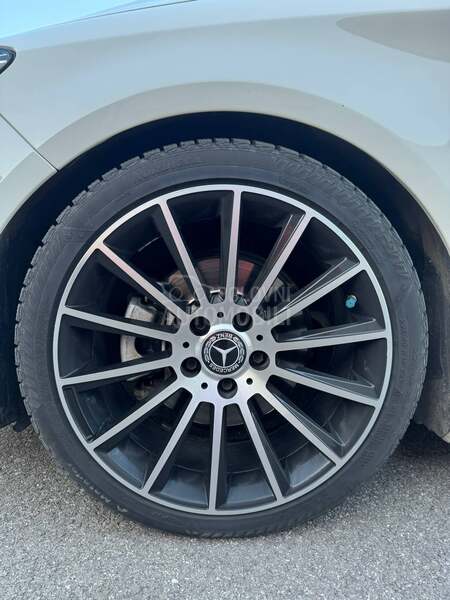 Mercedes Benz CLA 200 