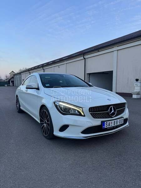 Mercedes Benz CLA 200 