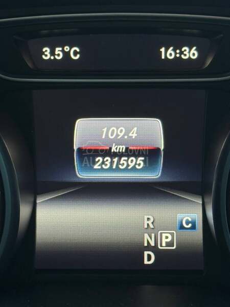 Mercedes Benz CLA 200 