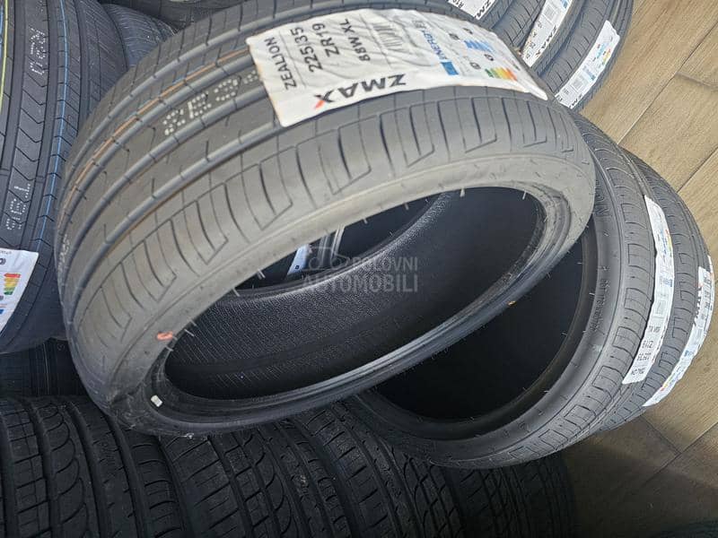 Zmax 225/35 R19 Letnja