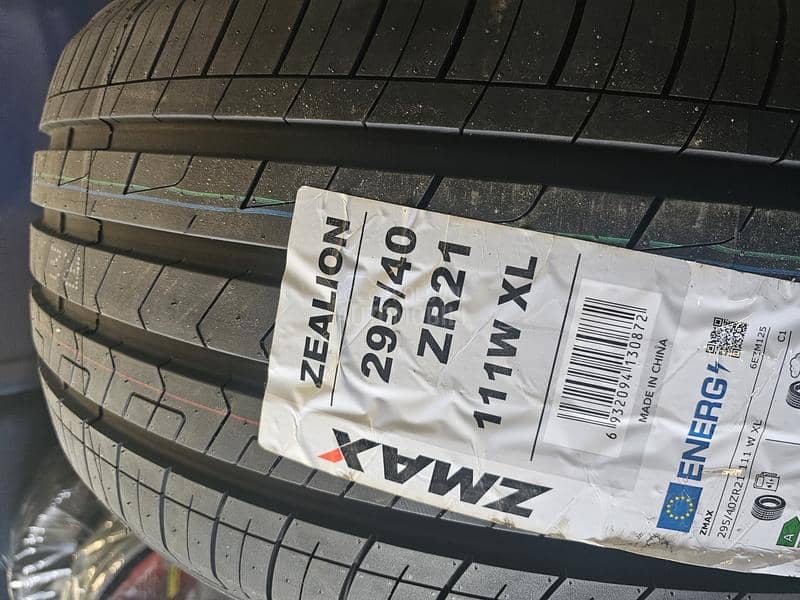Zmax 295/40 R21 Letnja