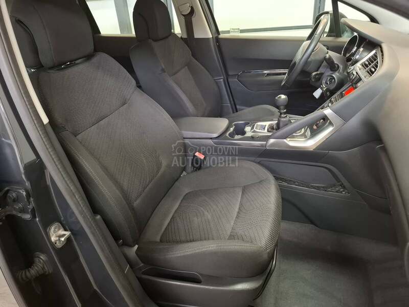 Peugeot 3008 1.6eHDI ACTIVE