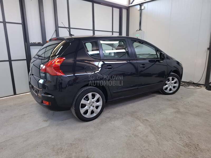 Peugeot 3008 1.6eHDI ACTIVE
