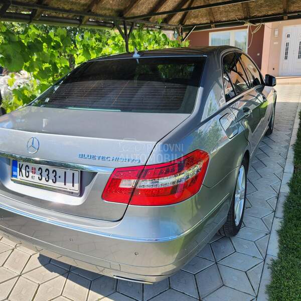 Mercedes Benz E 300 HIBRYD