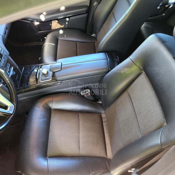 Mercedes Benz E 300 HIBRYD