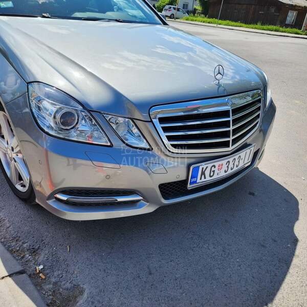 Mercedes Benz E 300 HIBRYD