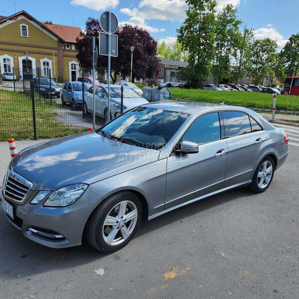 Mercedes Benz E 300 HIBRYD