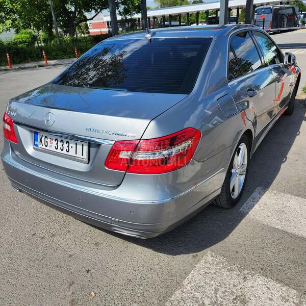 Mercedes Benz E 300 HIBRYD