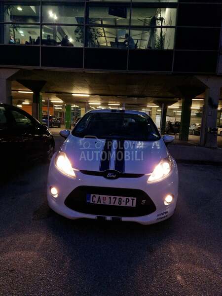 Ford Fiesta 1.6 SPORT