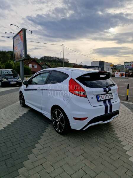 Ford Fiesta 1.6 SPORT