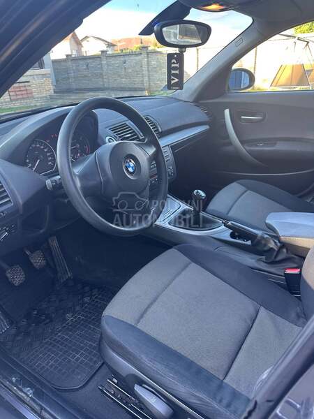 BMW 118 