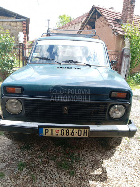 Lada Niva 