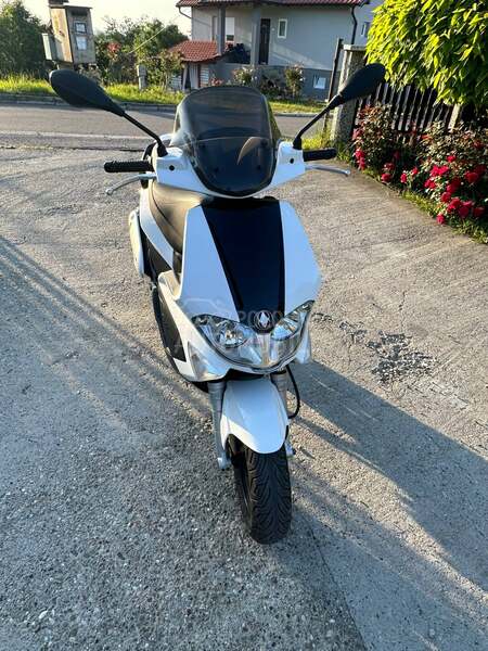 Gilera Runner st 200