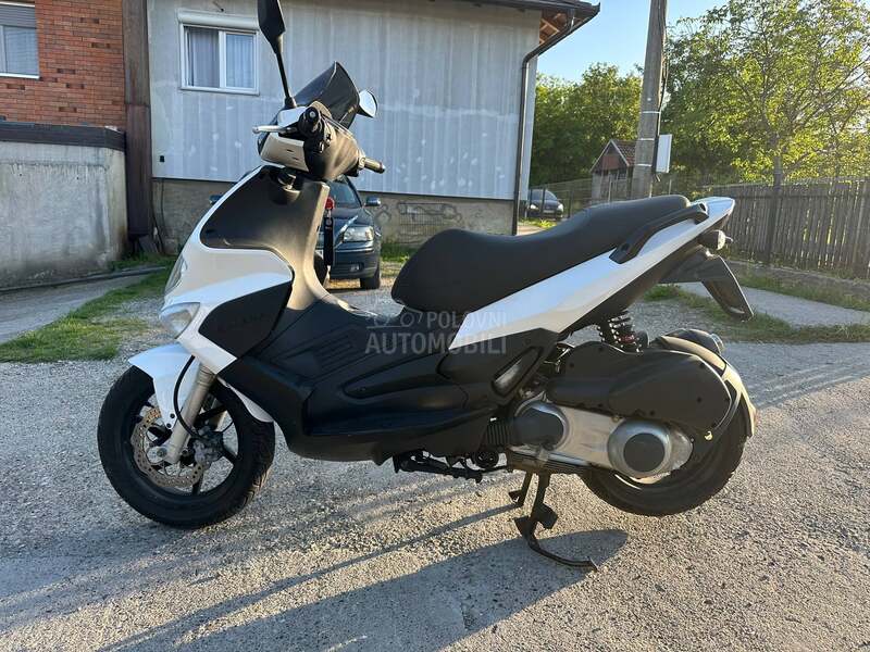 Gilera Runner st 200