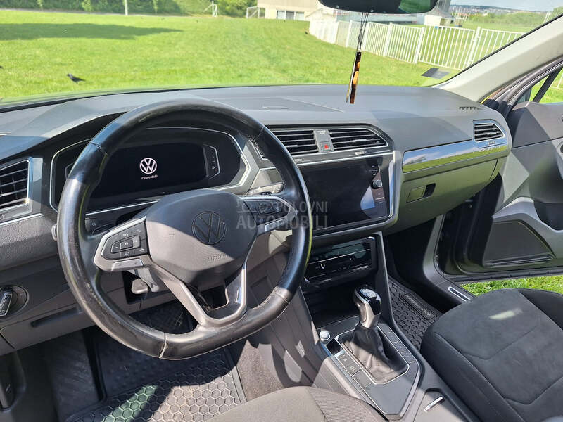 Volkswagen Tiguan Keyless/LED