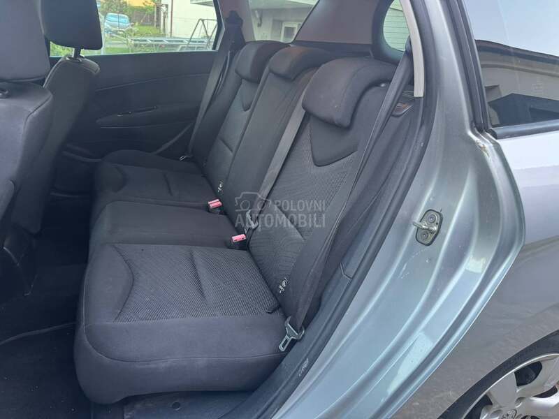 Peugeot 308 SW 1.6 E-Hdi