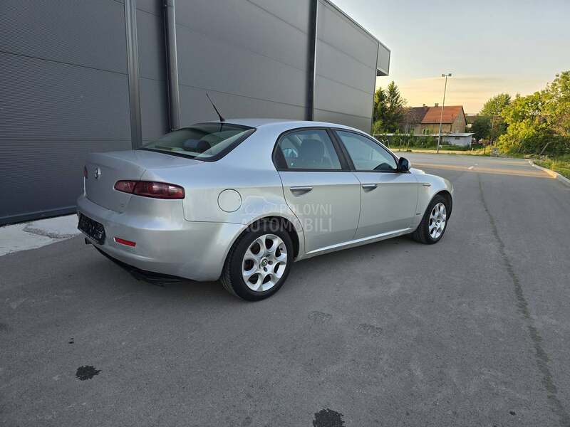Alfa Romeo 159 