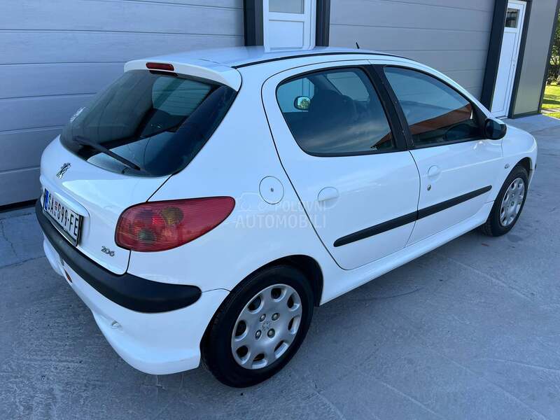 Peugeot 206 1.4 B